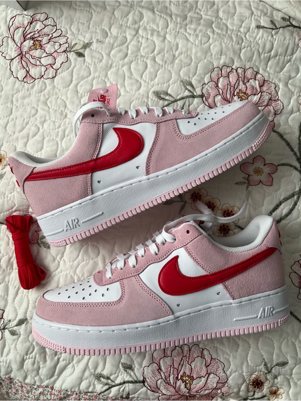 Nike Air Force 1 Low '07 QS 'Valentine's Day Love Letter' sneakers